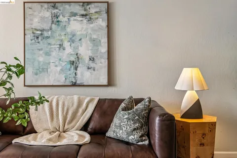 $399,000 | 3 Captain Drive, Unit D406, Emeryville, CA 94608