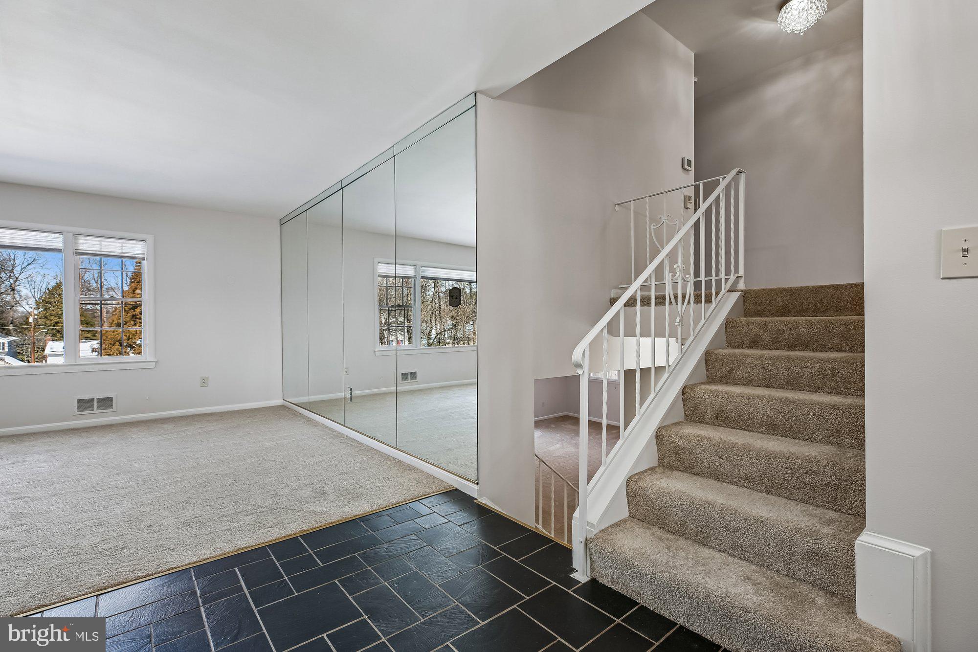 606 Winhall Way Silver Spring, MD 20904 - Photo 21 of 77 Entry