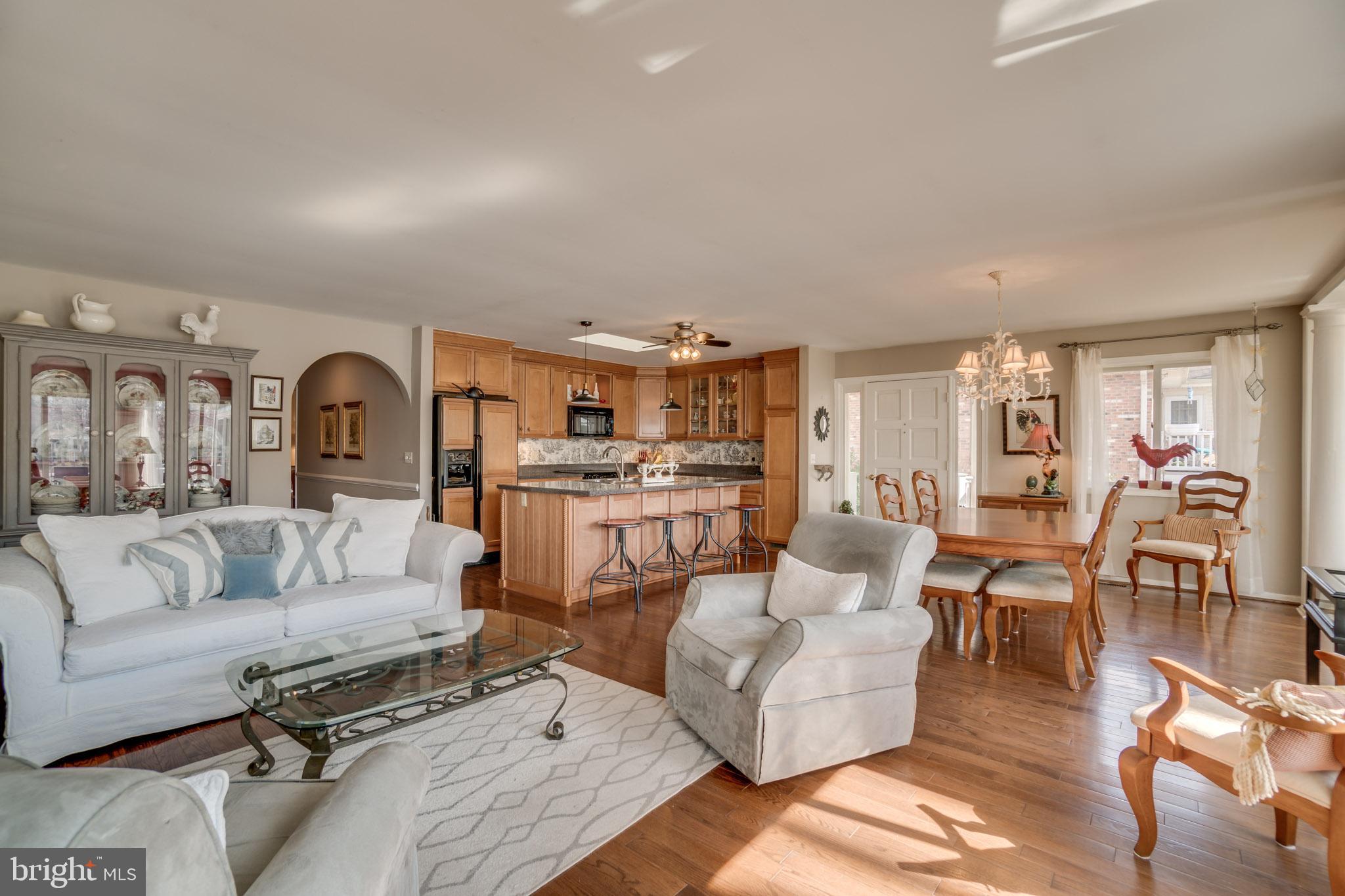 119 Greenspring Road Locust Grove, VA 22508 - Photo 15 of 57 Living Room