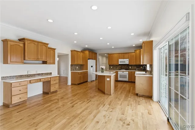 $700,000 | 6915 Kassonta Drive, De Witt, NY 13078