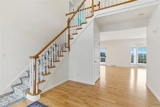 $700,000 | 6915 Kassonta Drive, De Witt, NY 13078