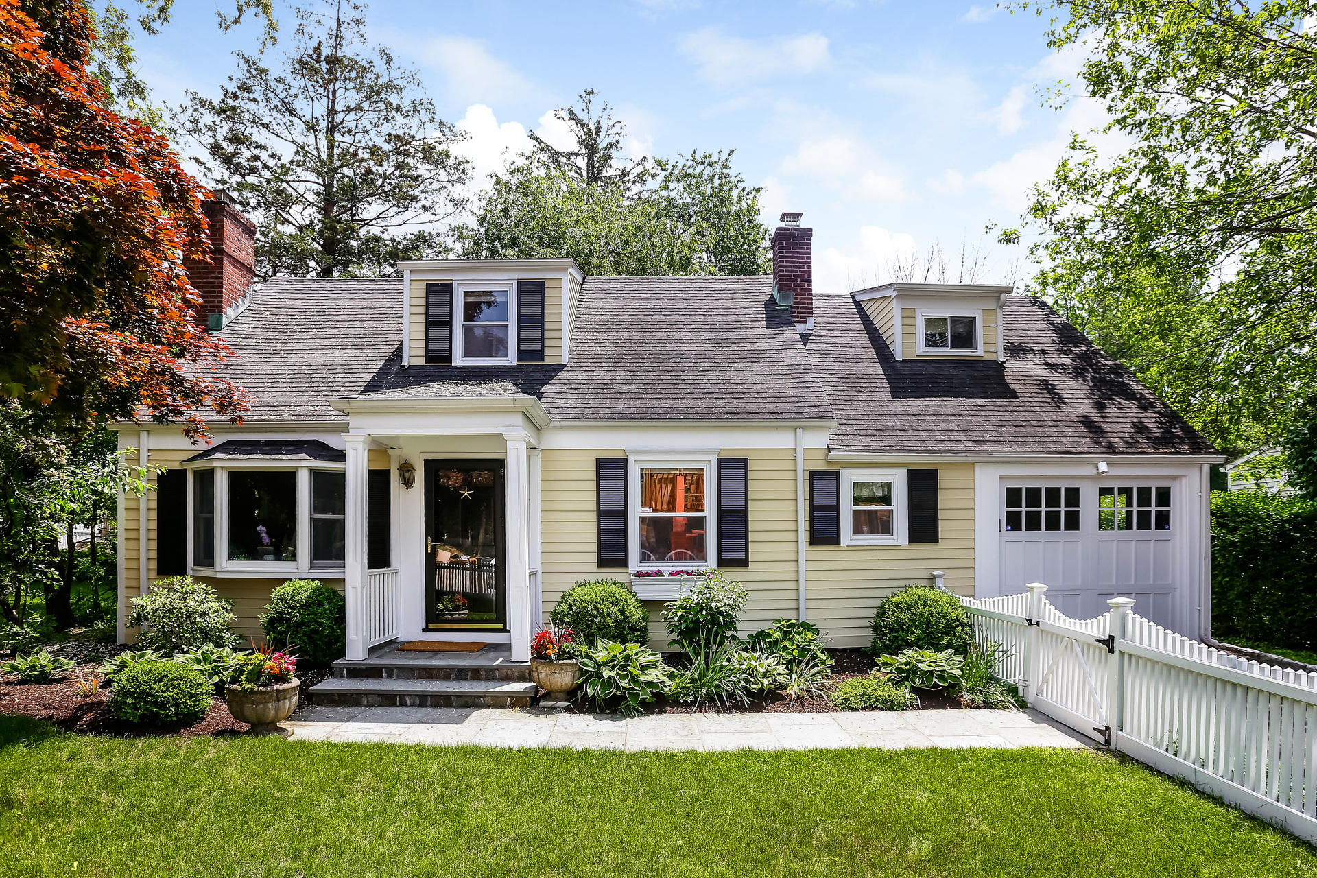 1 Old Stone Road Darien, CT 06820 - Photo 1 of 28 001-Front_View-5814167-medium