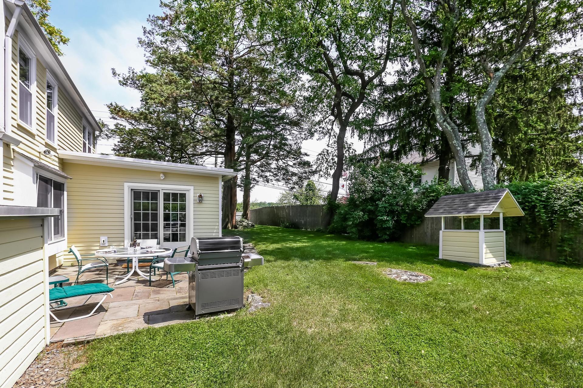 1 Old Stone Road Darien, CT 06820 - Photo 21 of 28 024-Rear_View-5814178-medium