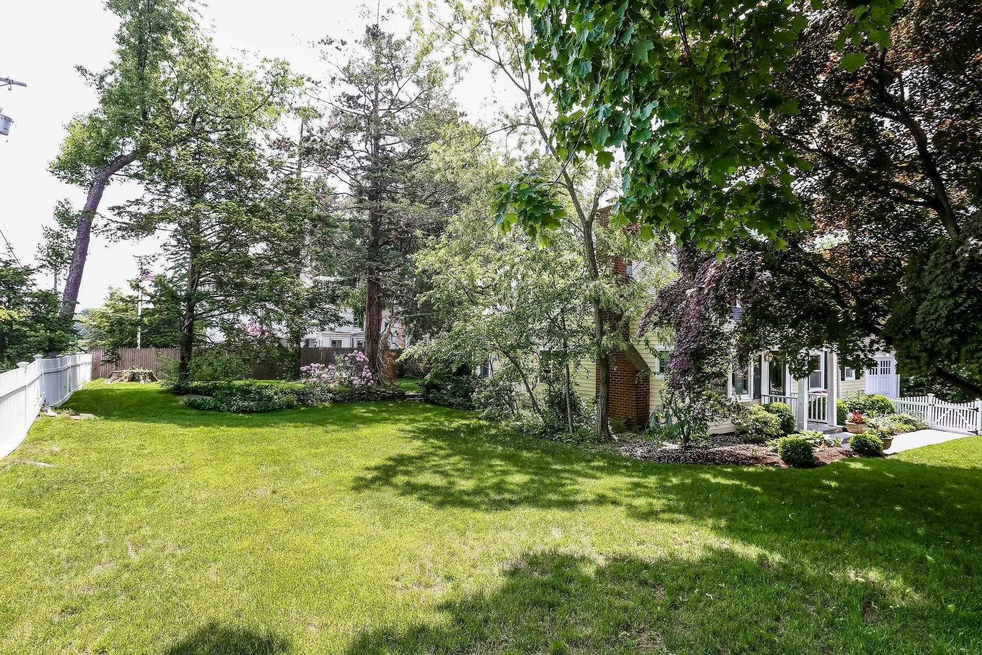 1 Old Stone Road Darien, CT 06820 - Photo 23 of 28 026-Exterior-5814164-medium