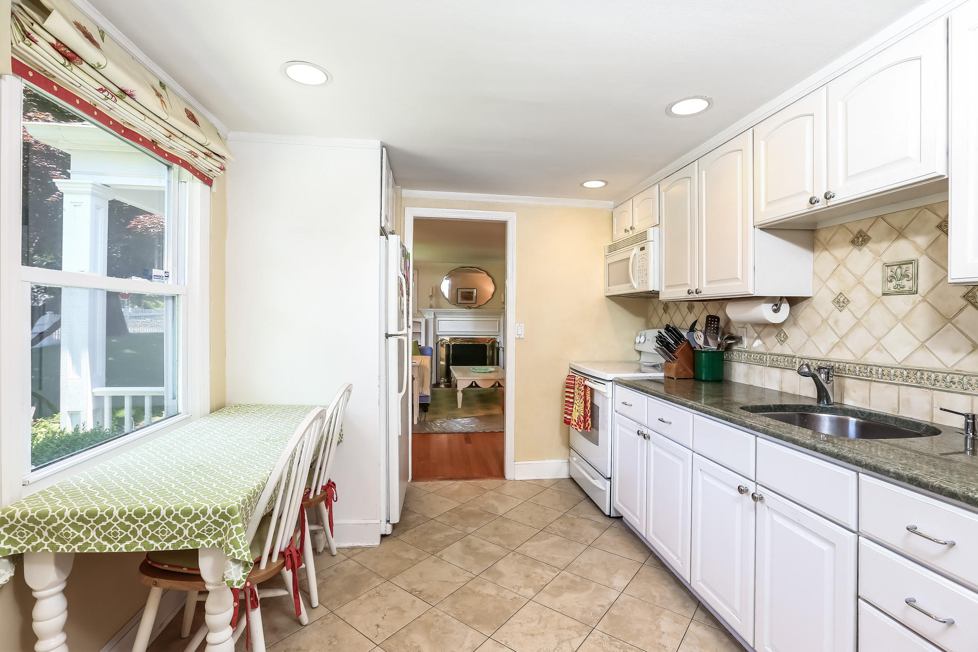 1 Old Stone Road Darien, CT 06820 - Photo 8 of 28 009-Kitchen-5814176-medium