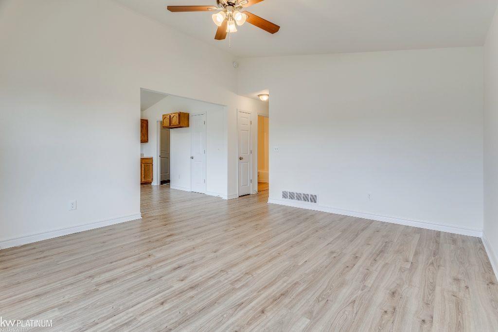 229 Rural Street Port Huron, MI 48060 - Photo 22 of 23 50074905-21.JPG