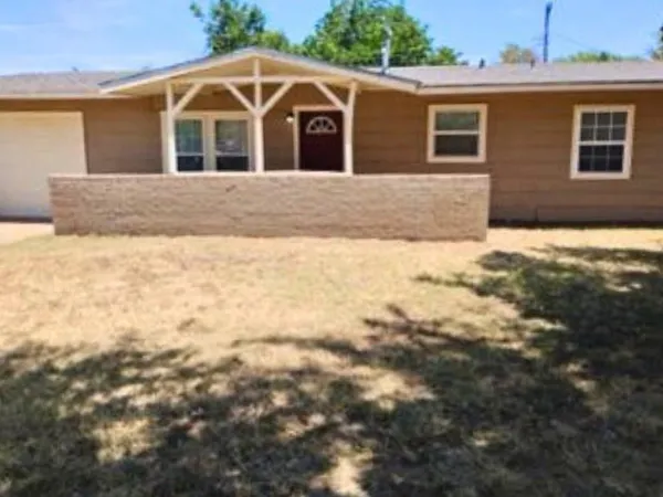 $975 | 2619 Northwest Pollard Avenue, Lawton, OK 73505