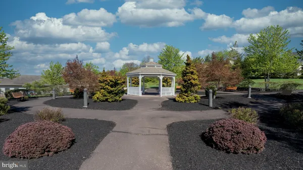 $305,000 | 3888 Ashland Drive, Unit B, Harleysville, PA 19438