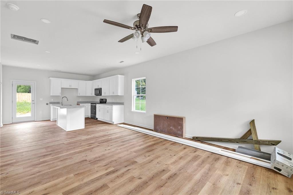 4811 Troxler Road Greensboro, NC 27405 - Photo 3 of 20 Gallery Image 3