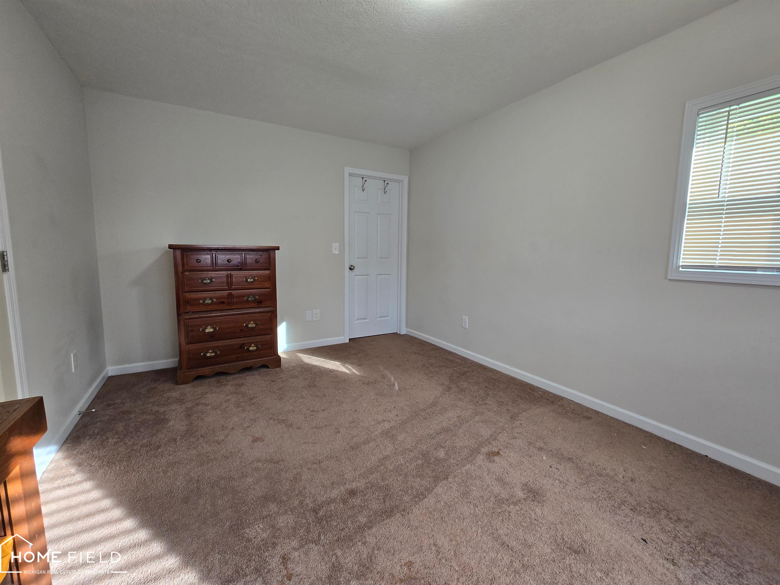 2231 Vandecarr Road Owosso, MI 48867 - Photo 15 of 24 Gallery Image 15