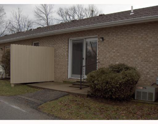 3012 Red Coach Drive, Unit 4 Springfield, OH 45503 - Photo 4 of 12