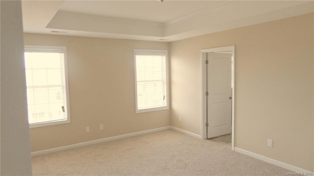 8927 Inverness Bay Road, Unit 188 Charlotte, NC 28278 - Photo 13 of 21 Gallery Image 13