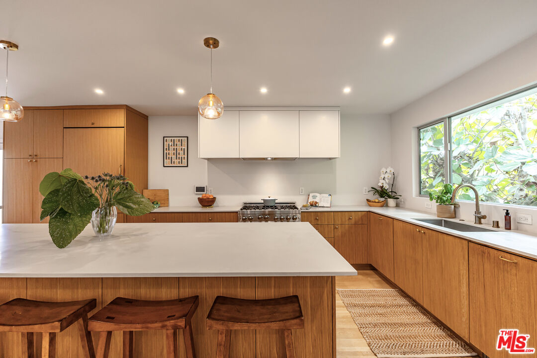 1363 Brampton Road Los Angeles, CA 90041 - Photo 9 of 35 Gallery Image 9