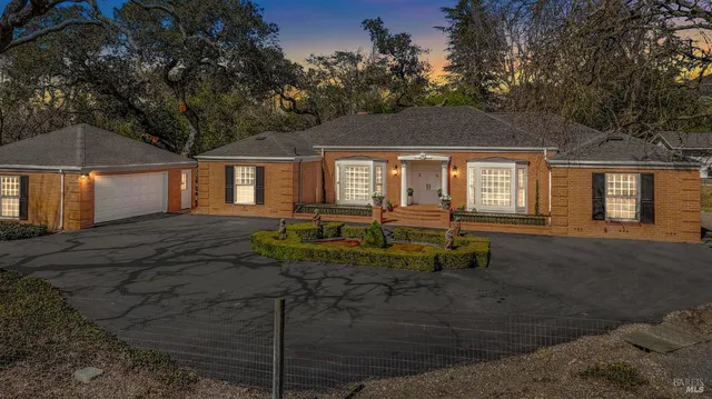 $2,249,000 | 1014 Stonedge Drive, Napa, CA 94558