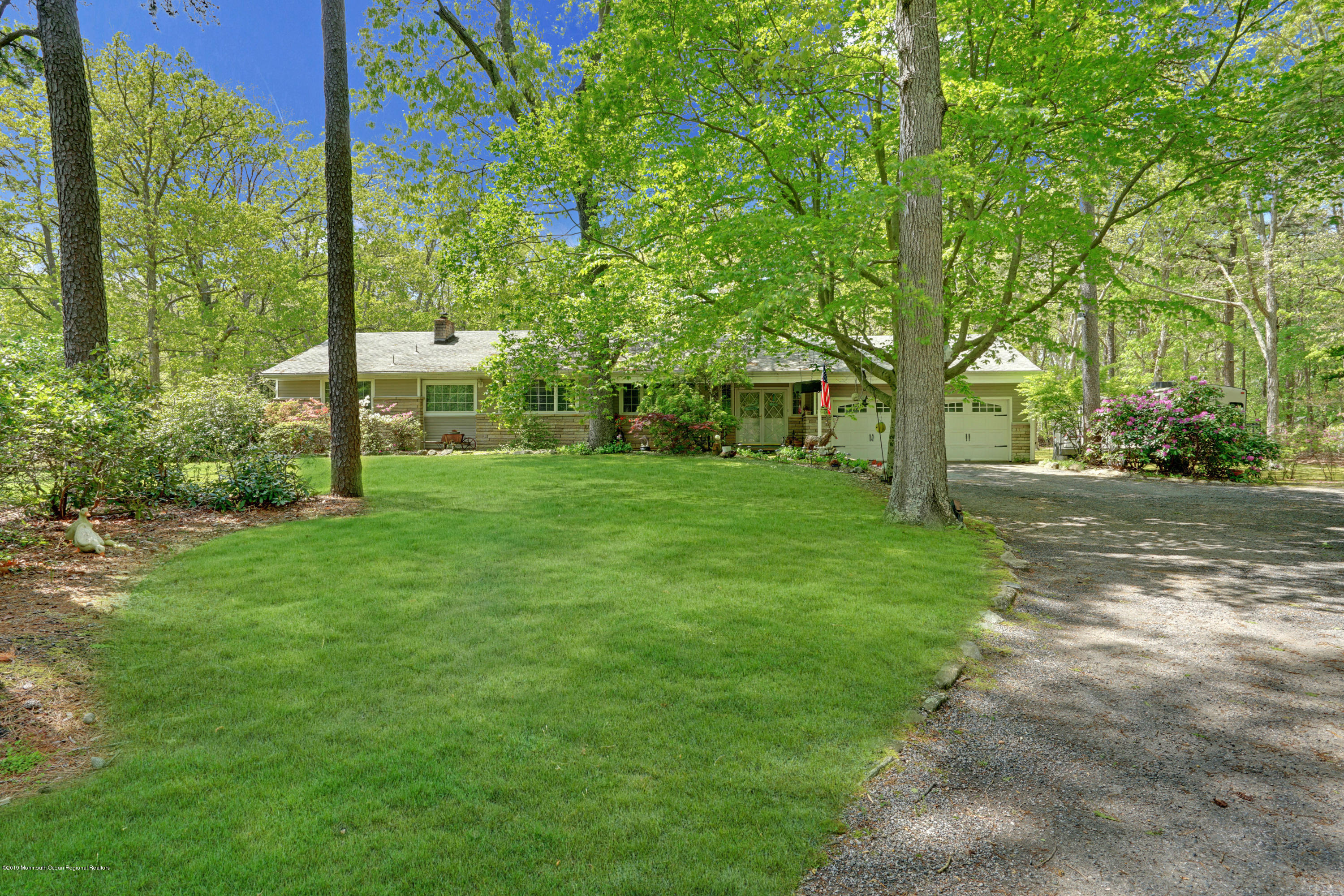 108 Fort Plains Road Howell, NJ 07731 - Photo 2 of 52 002_dsc07538-dsc07542_1