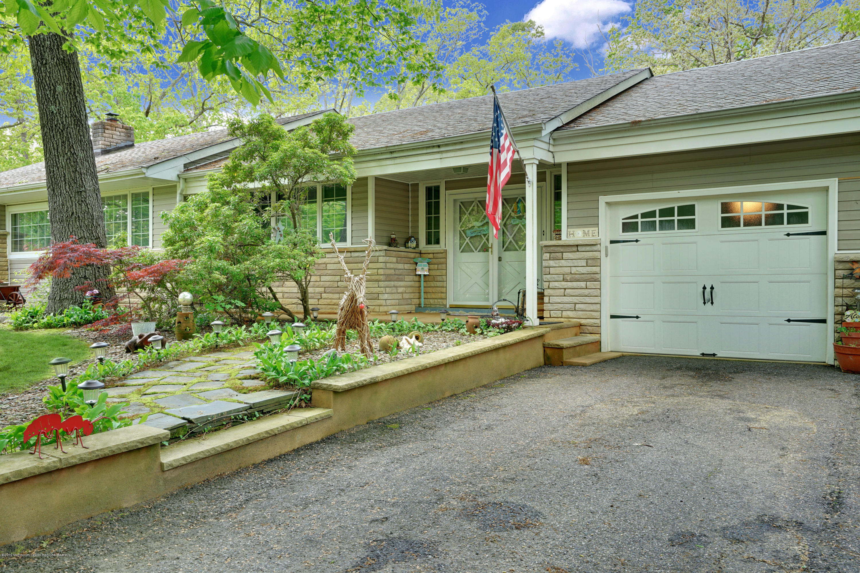 108 Fort Plains Road Howell, NJ 07731 - Photo 6 of 52 005_dsc07523-dsc07527_1