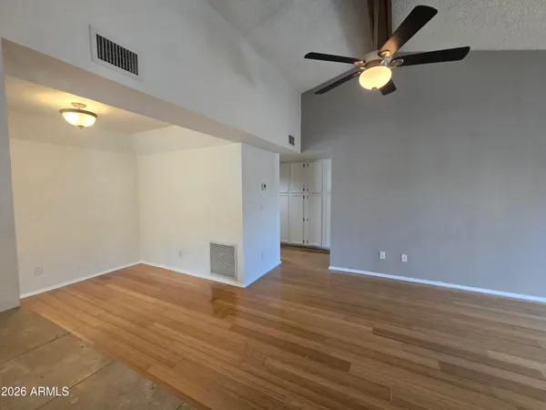 $1,599 | 925 North College Avenue, Unit F223, Tempe, AZ 85288