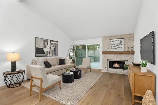 $1,448,000 | 19858 Deep Harbor Drive, Huntington Beach, CA 92648