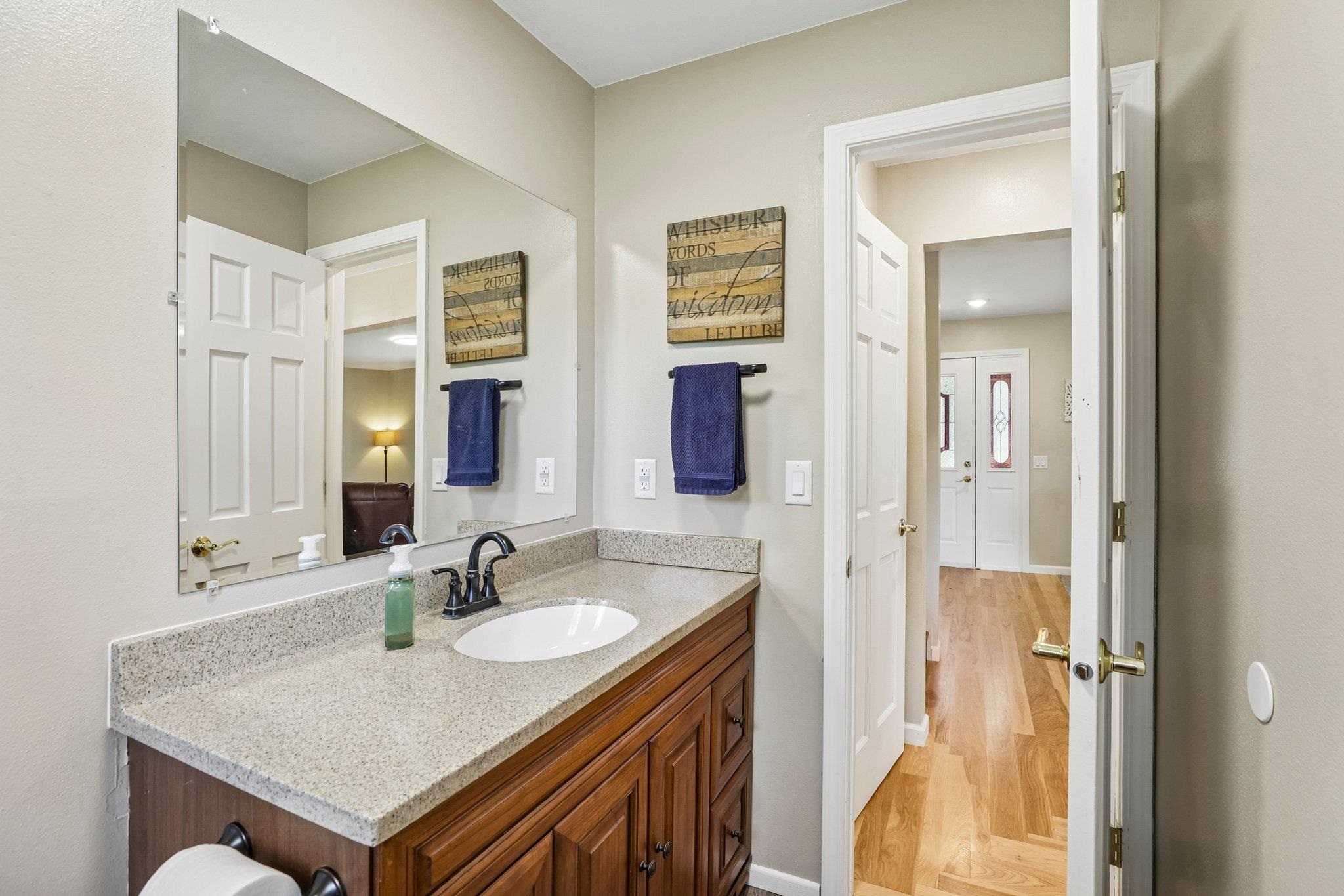 W7810 Star Court Road Pardeeville, WI 53954 - Photo 11 of 32