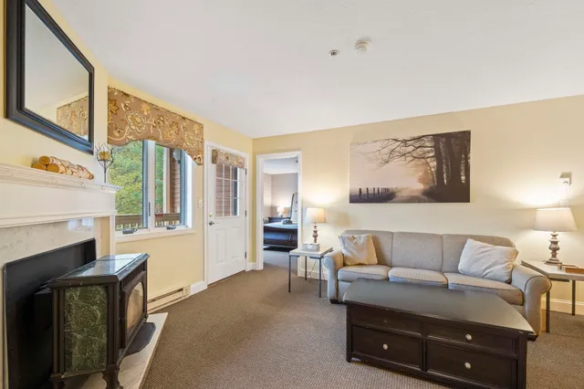 $499,999 | 227 Main Street, Unit 305, Lincoln, NH 03251