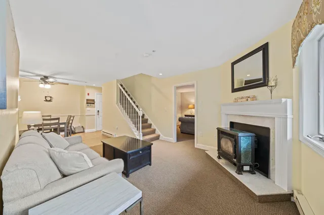 $499,999 | 227 Main Street, Unit 305, Lincoln, NH 03251