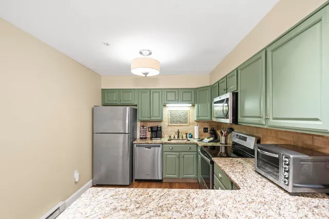 $499,999 | 227 Main Street, Unit 305, Lincoln, NH 03251