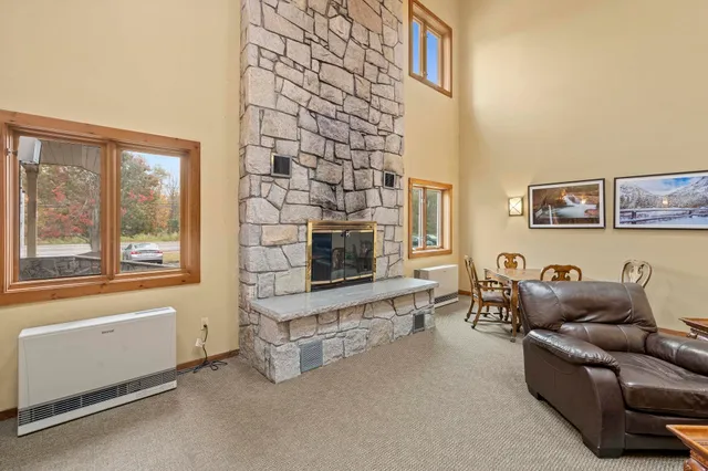 $499,999 | 227 Main Street, Unit 305, Lincoln, NH 03251