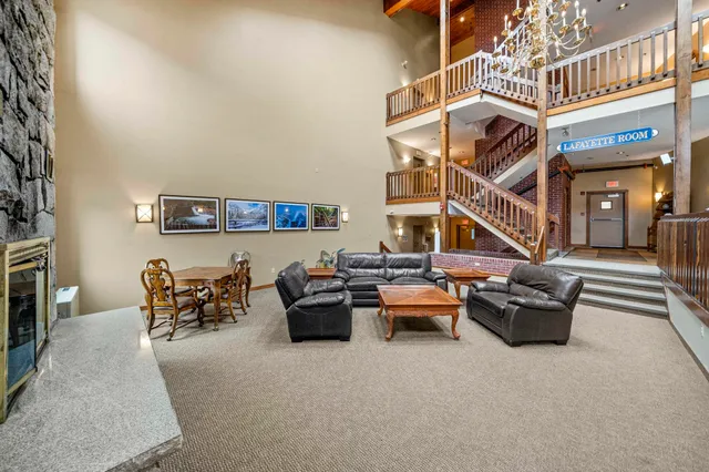 $499,999 | 227 Main Street, Unit 305, Lincoln, NH 03251