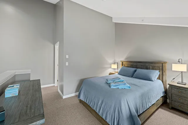 $499,999 | 227 Main Street, Unit 305, Lincoln, NH 03251