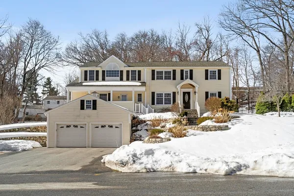 $995,000 | 36 Kieran Road, North Andover, MA 01845