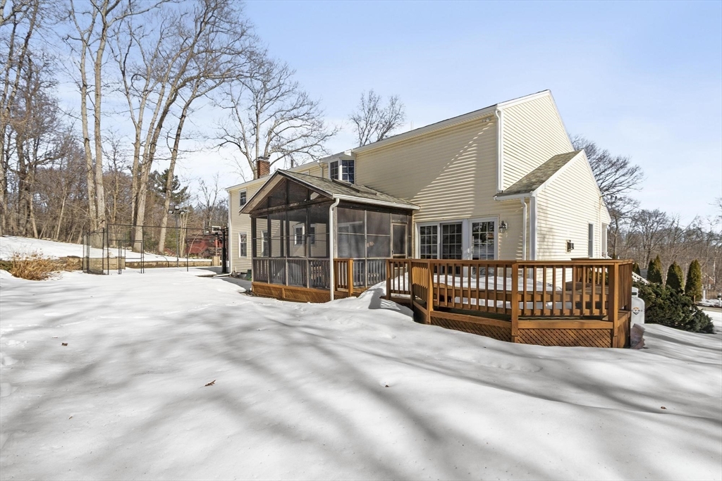 36 Kieran Road North Andover, MA 01845 - Photo 2 of 42