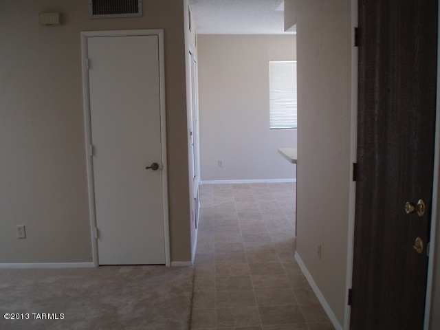 5960 East Refreshment Pass Tucson, AZ 85712 - Photo 5 of 17