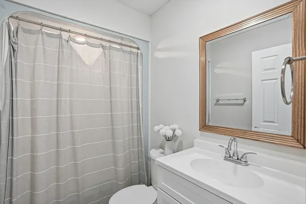 $765,000 | 1 South Street, Upton, MA 01568