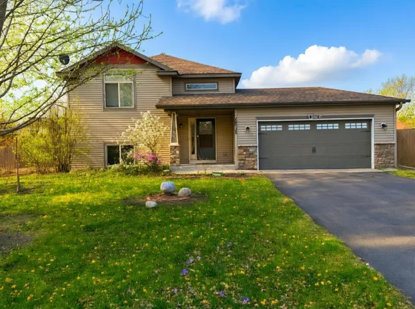 $339,900 | 26238 23rd Street West, Zimmerman, MN 55398