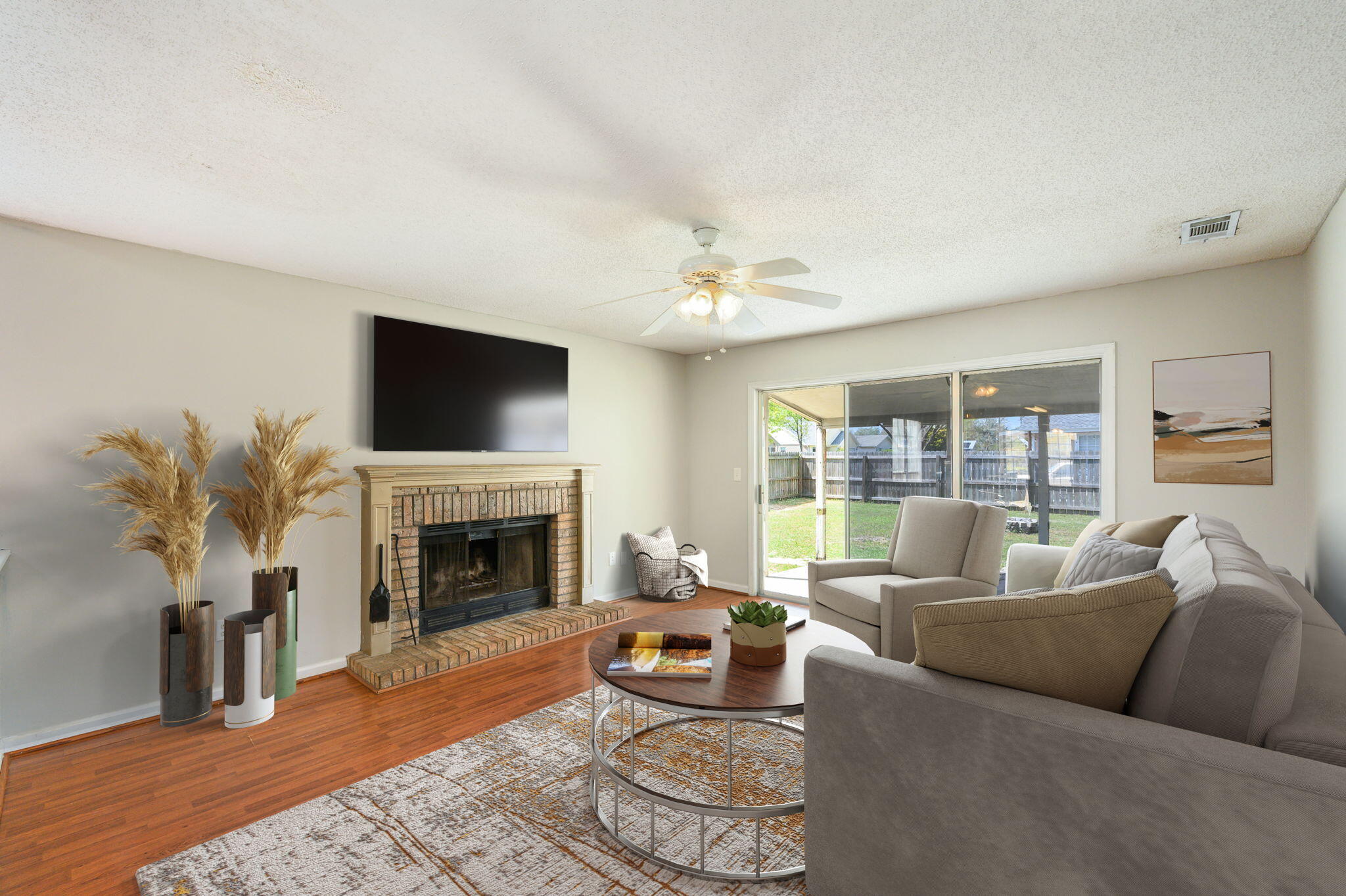 39 Regent Road Crestview, FL 32539 - Photo 14 of 43 14-web-or-mls-39_Regent_Rd_Living_Room_2