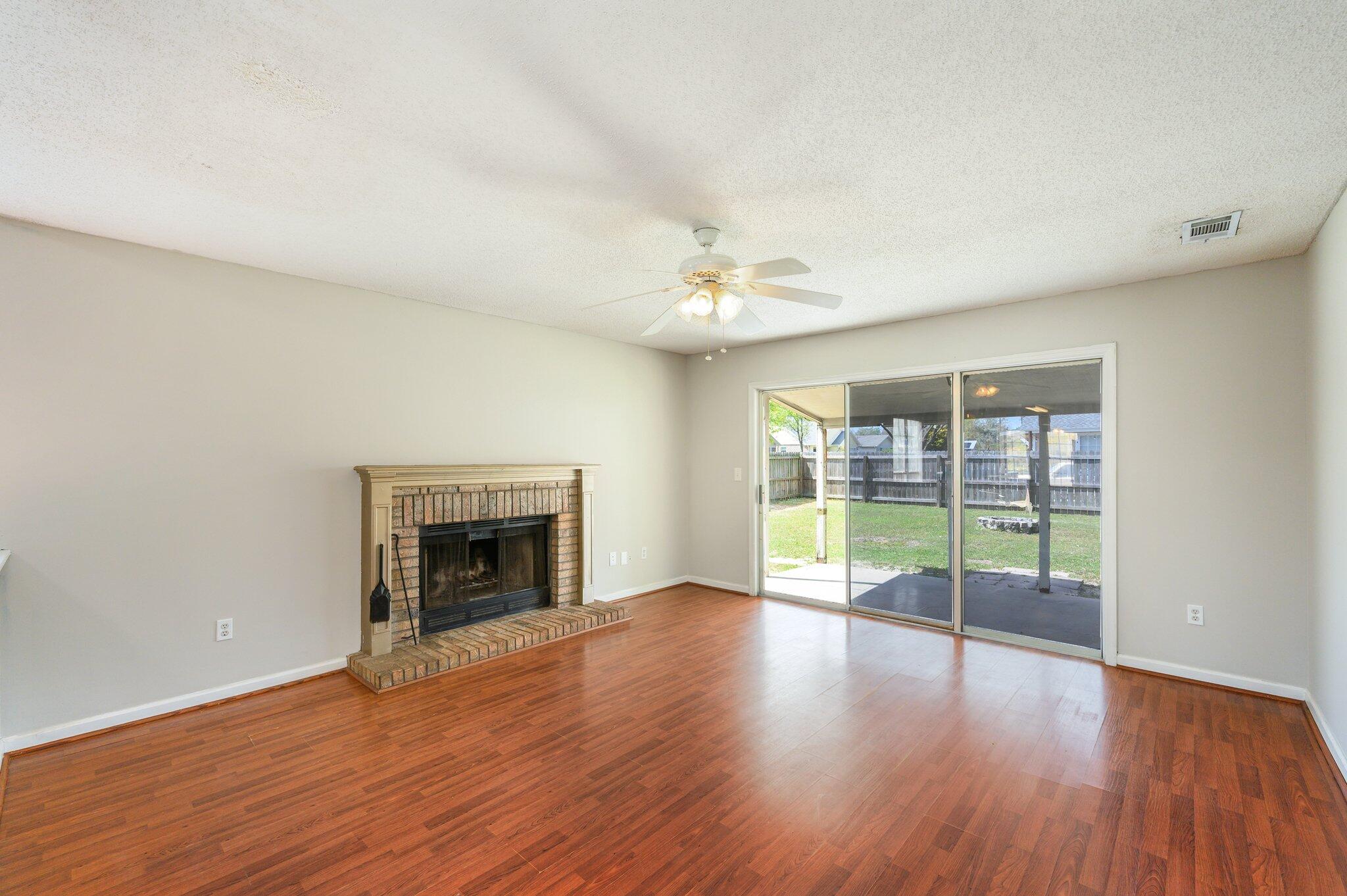 39 Regent Road Crestview, FL 32539 - Photo 15 of 43 15-web-or-mls-39 Regent Rd-12