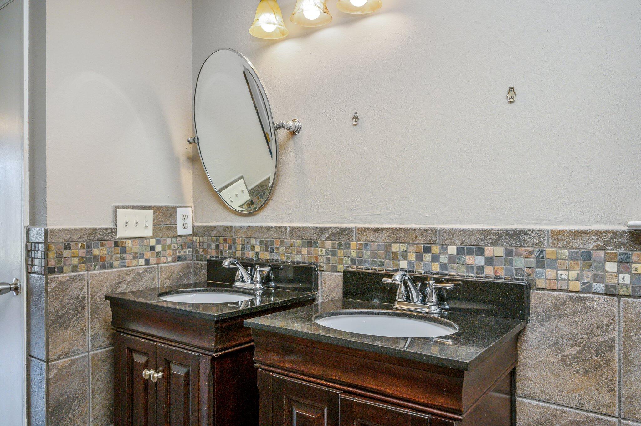 39 Regent Road Crestview, FL 32539 - Photo 25 of 43 25-web-or-mls-39 Regent Rd-21