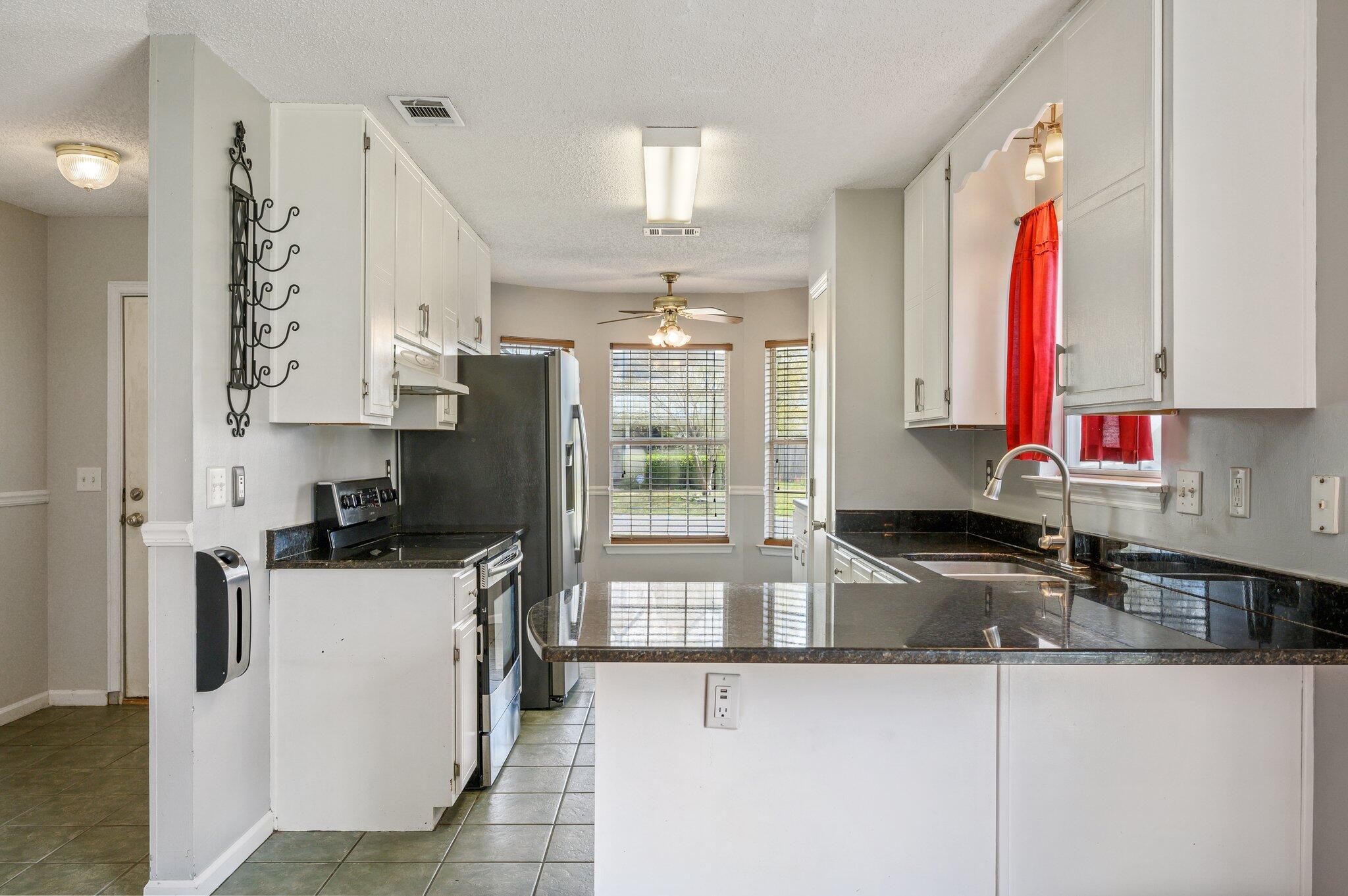 39 Regent Road Crestview, FL 32539 - Photo 7 of 43 7-web-or-mls-39 Regent Rd-28
