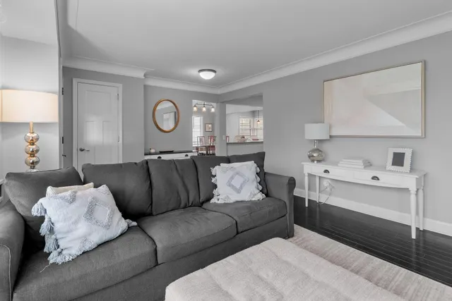 $3,595 | 5036 Richmond Drive, Edina, MN 55436