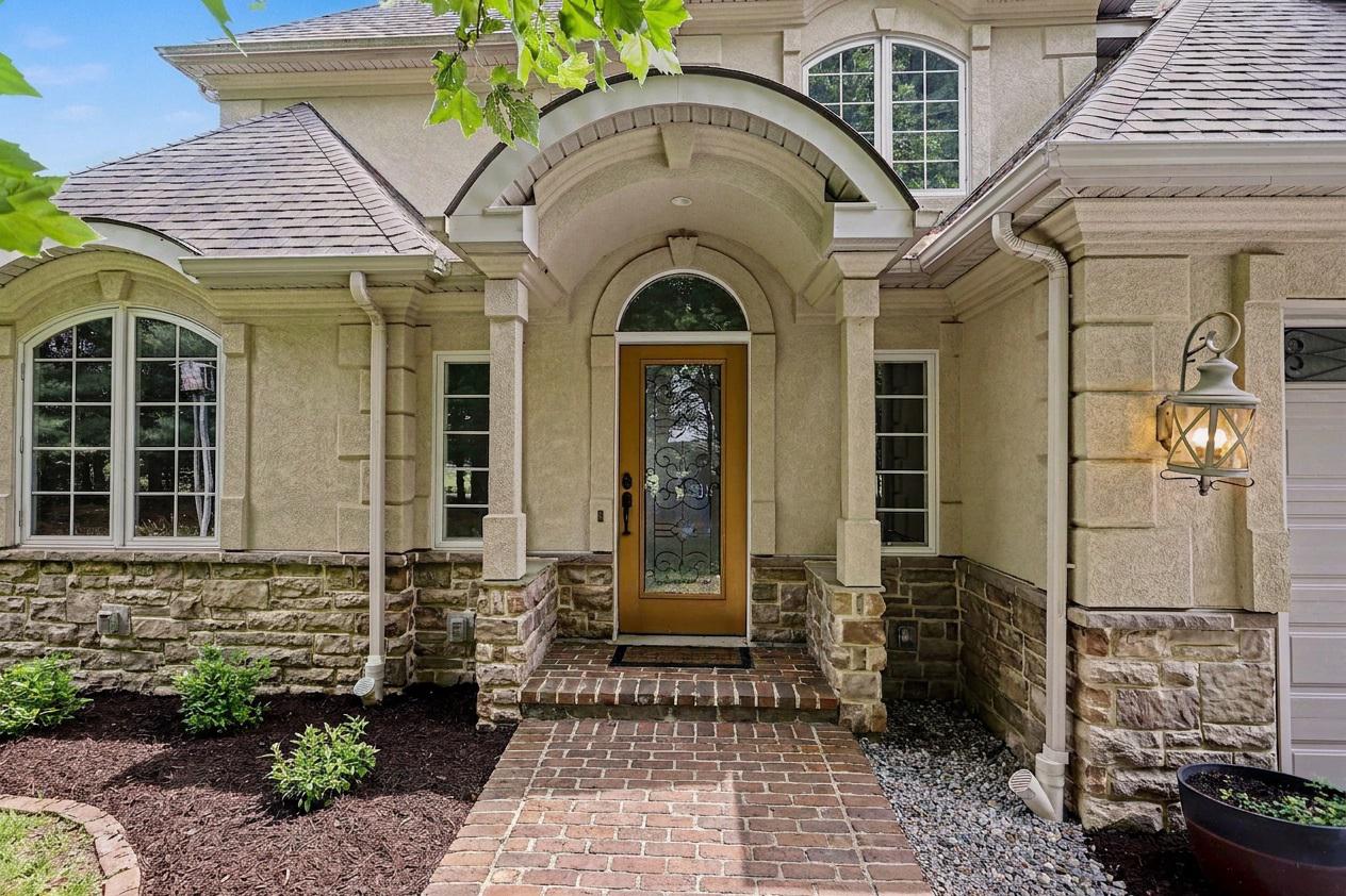4097 Wren Road Thomasville, PA 17364 - Photo 9 of 39 Touched up with AI