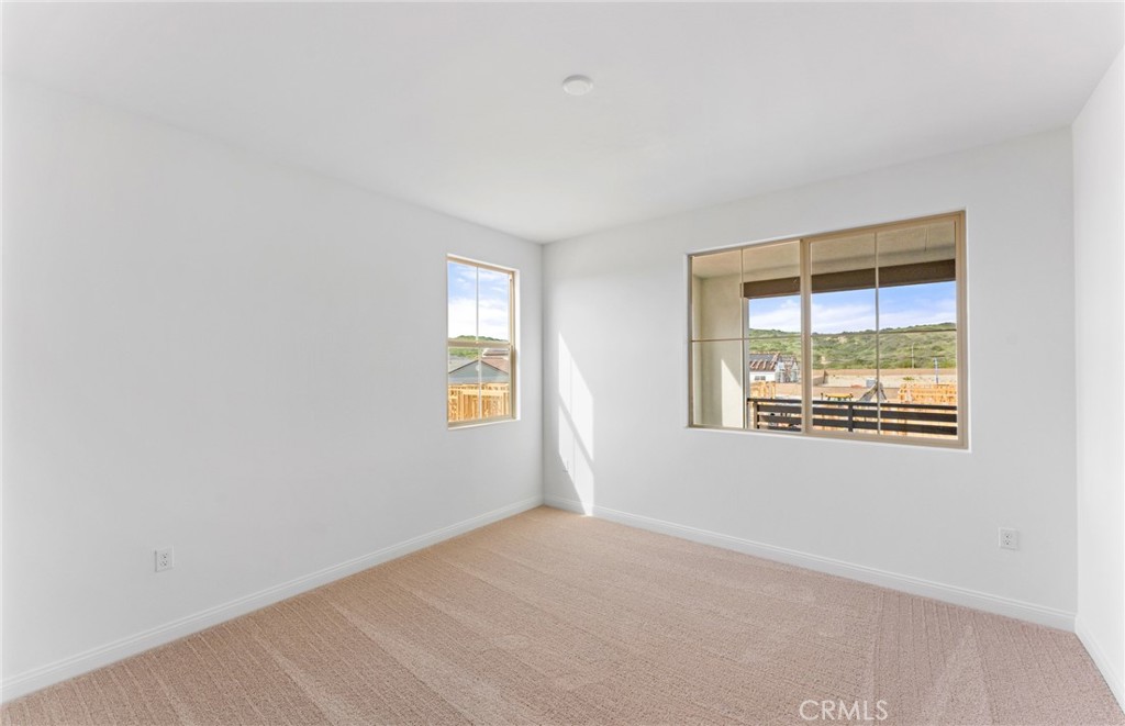 743 Corkscrew Road Rancho Mission Viejo, CA 92694 - Photo 29 of 35 an empty room with a window