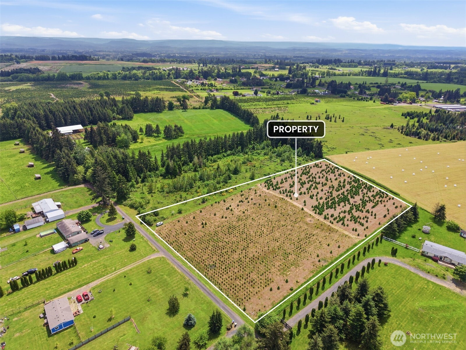 2 Shiloh Road Winlock, WA 98596 - Photo 1 of 16 a view of a city