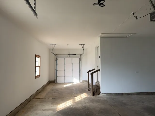 $597,500 | 6105 North Wyndwood Drive, Crystal Lake, IL 60014