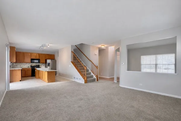 $3,000 | 2310 Shiloh Drive, Aurora, IL 60503