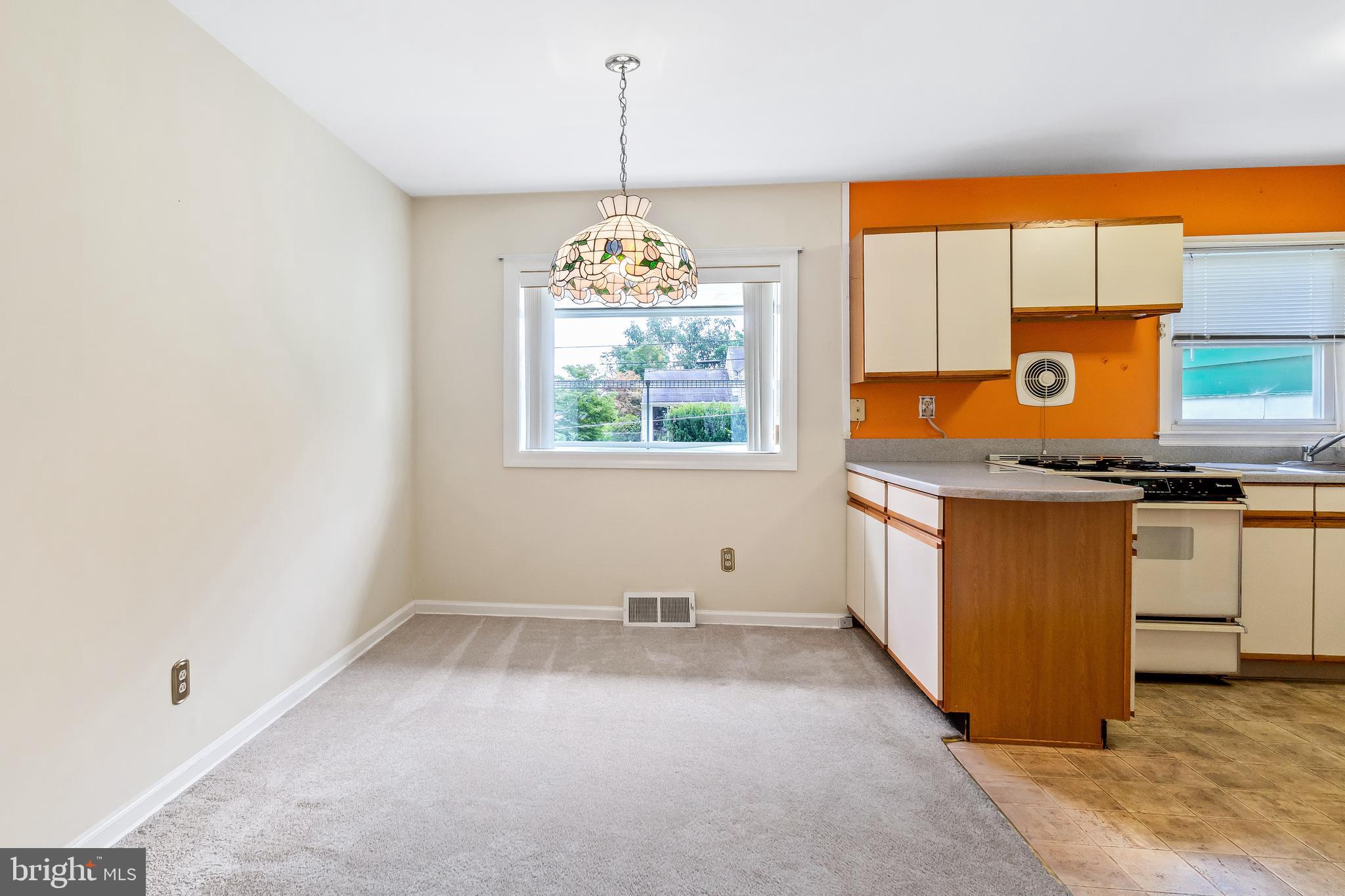 1027 Dettling Road Wilmington, DE 19805 - Photo 7 of 22 Gallery Image 7