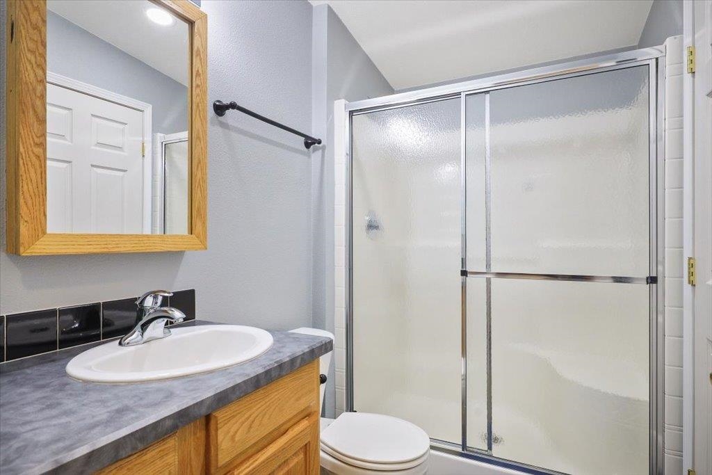 40522 North Hardesty Road Elk, WA 99009 - Photo 20 of 34