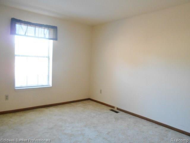 1898 Jenny Lane Rochester Hills, MI 48309 - Photo 8 of 12