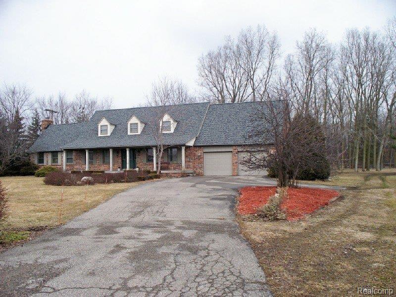 2470 Lasalle Road Monroe, MI 48162 - Photo 1 of 25 lasalle front.jpg