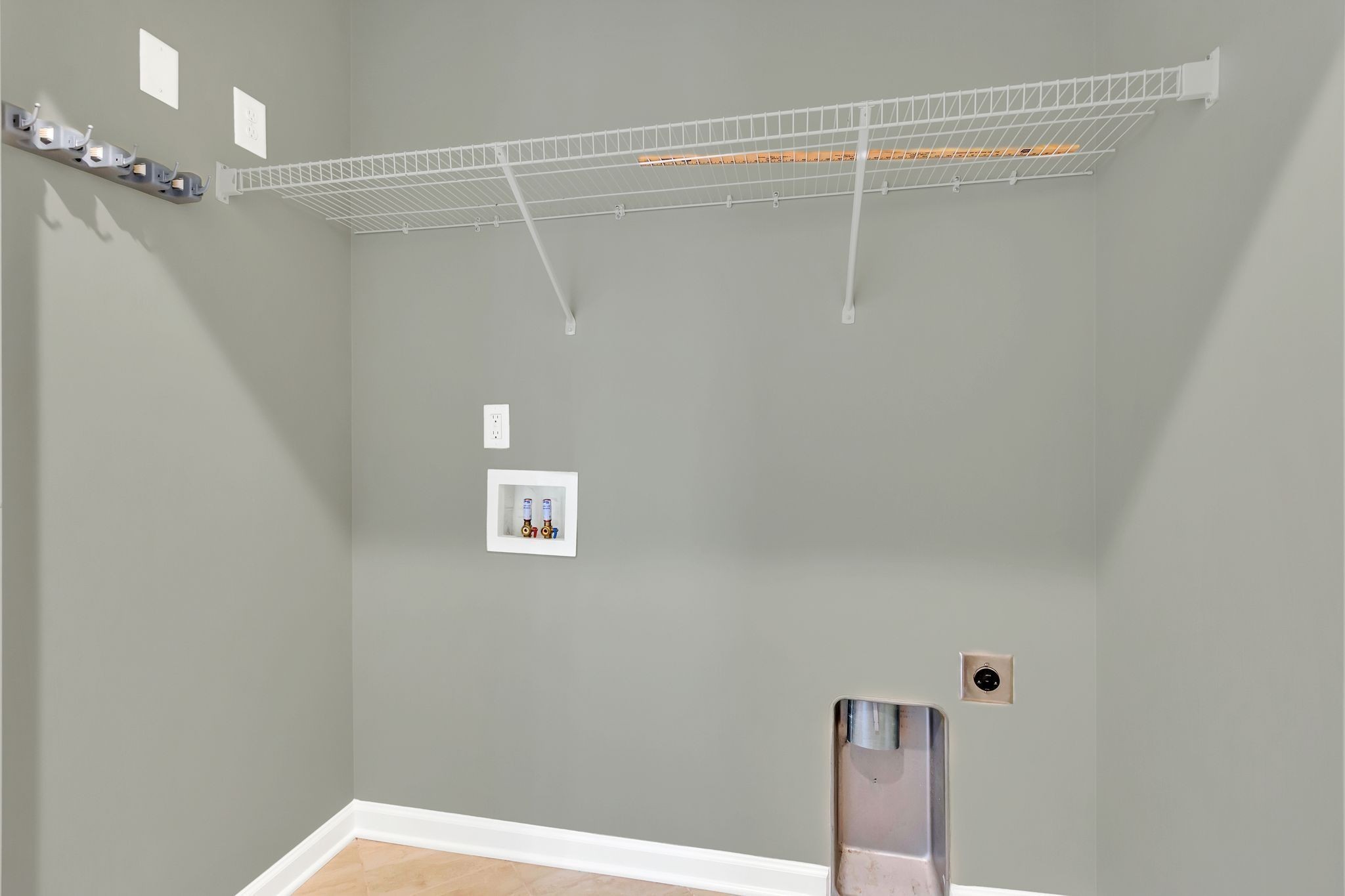 305 Dursley Lane Spring Hill, TN 37174 - Photo 18 of 25 a bathroom with a shower