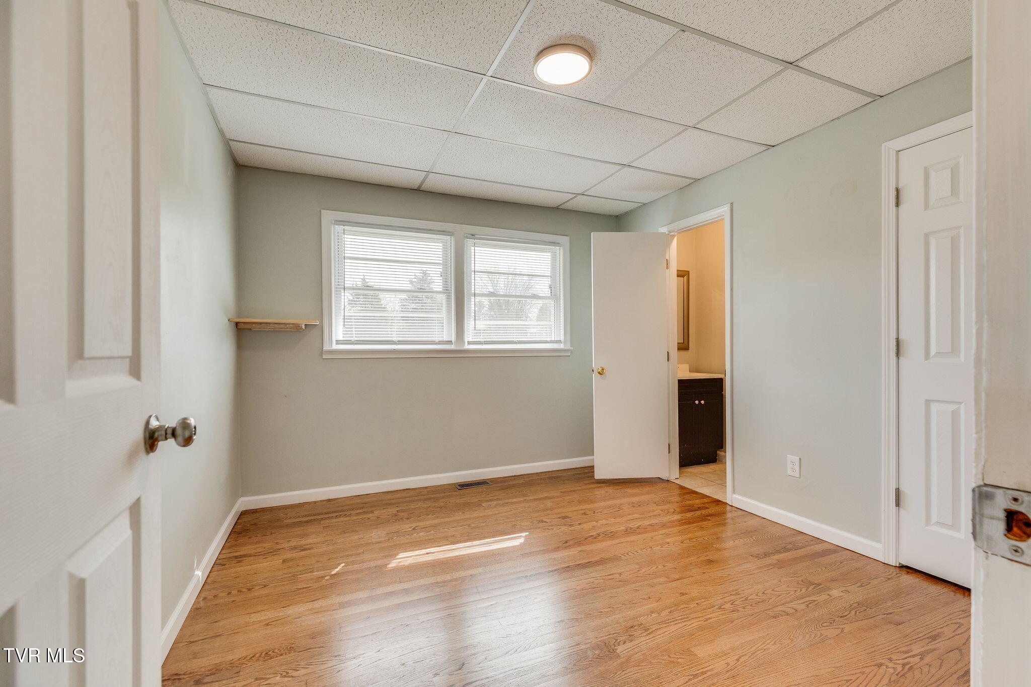 606 Pine Ridge Road, Unit 4 Johnson City, TN 37601 - Photo 11 of 25 011